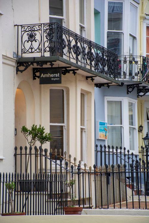 Amherst Brighton Екстериор снимка
